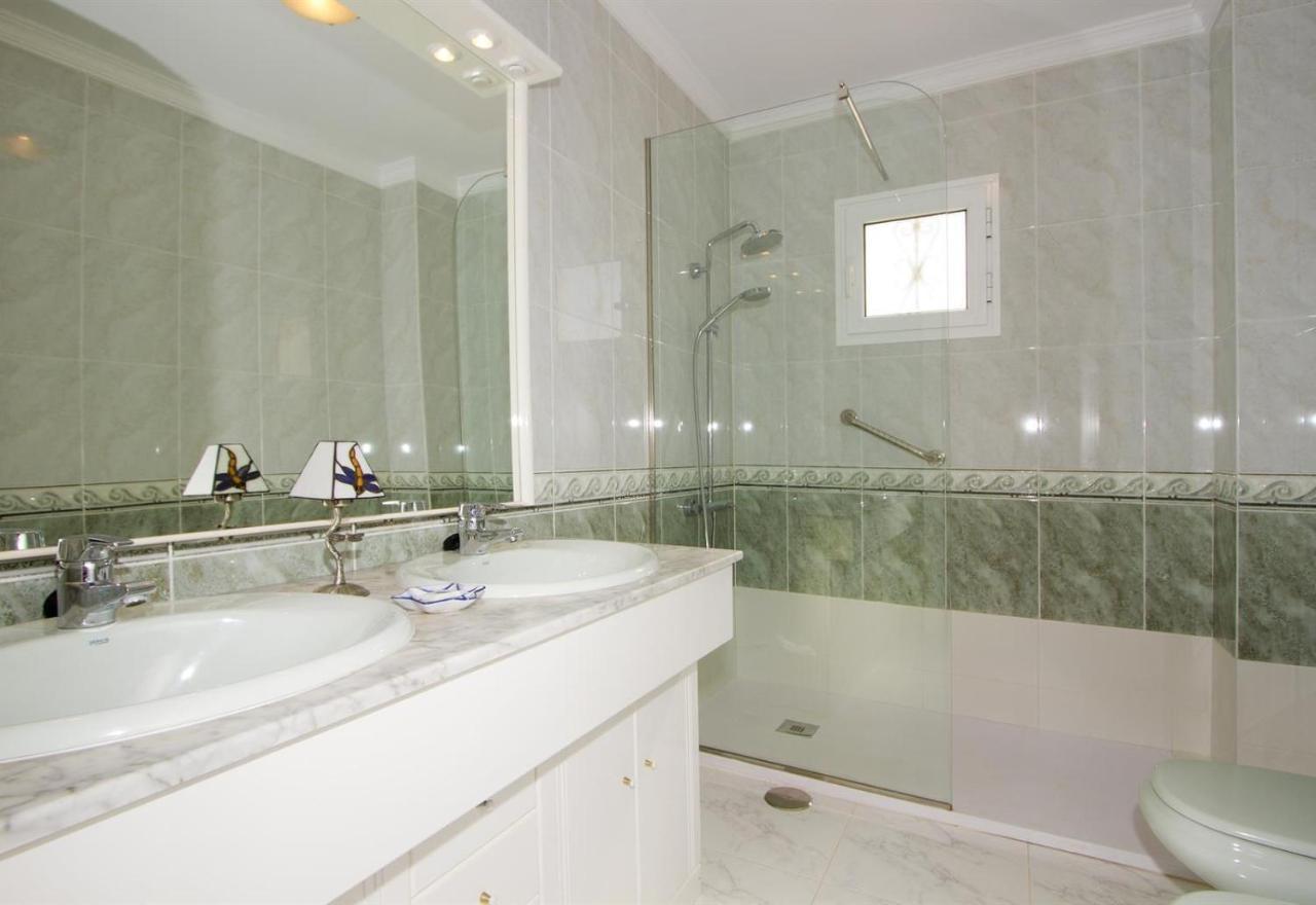 Casa Mcelroy Villa Tias Bagian luar foto